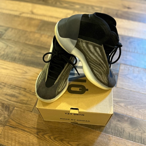 Adidas Yeezy QNTM Barium men’s size 7.5 - Picture 1 of 6